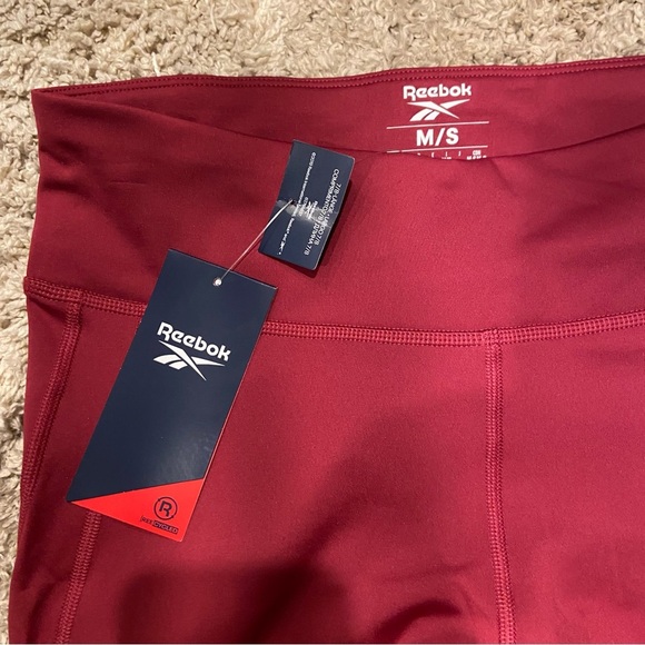 NWT!! Reebok Women's Workout Ready Mesh Leggings in color: punch berry - size M - Picture 7 of 8